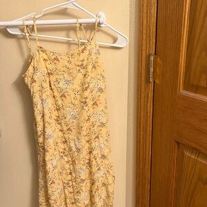 Size medium yellow dress American eagle